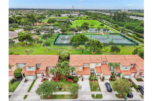 15107 NW 8th St, Pembroke Pines, FL 33028, Sold 09/02/25