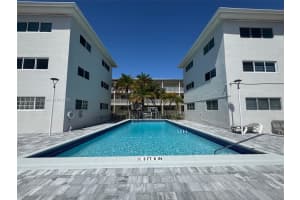 462 Golden Isles Dr APT 301, Hallandale Beach, FL 33009, - MLS#A11836608