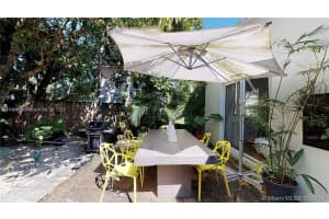 725 NE 73rd St, Miami, FL 33138, - MLS#A11836638