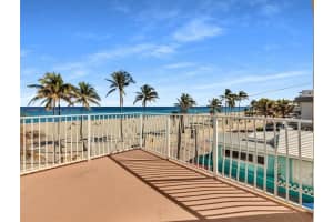 300 Oregon St APT 201, Hollywood, FL 33019, - MLS#A11836801