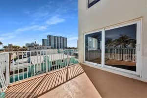 300 Oregon St APT 201, Hollywood, FL 33019, - MLS#A11836801