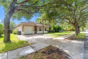 955 S 26th Ave, Hollywood, FL 33020, - MLS#A11836839