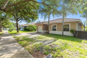 955 S 26th Ave, Hollywood, FL 33020, - MLS#A11836839
