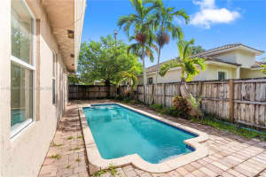 955 S 26th Ave, Hollywood, FL 33020, - MLS#A11836839