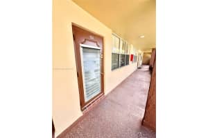 9021 Sunrise Lakes Blvd APT 104, Sunrise, FL 33322, Sold 10/03/25