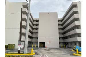 6060 W 21st Ct 205, Hialeah