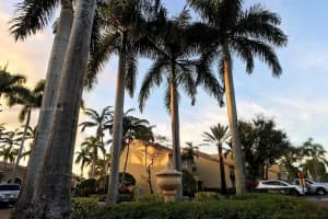 4687 Nw 97th Ct 30, Doral