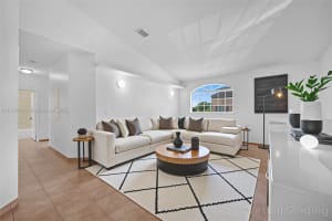 7506 W 20th Ave APT 206, Hialeah, FL 33016, Sold 08/18/25
