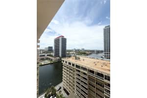 1833 S Ocean Dr 1707, Hallandale Beach