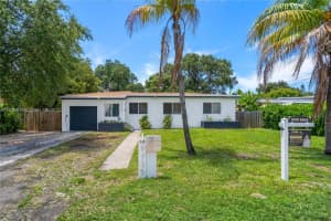 1735 Ne 147th St, Miami