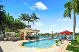 66 S Hibiscus Dr, Miami Beach, FL 33139, - MLS#A11836923