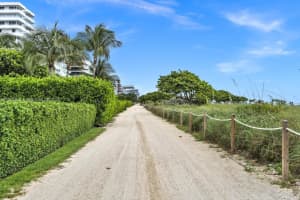 8855 Collins Ave APT 2F, Surfside, FL 33154, - MLS#A11836924
