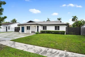 14071 SW 45th St, Miami, FL 33175, - MLS#A11836984