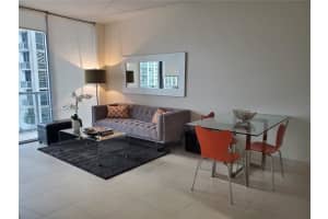 1050 Brickell Ave 1604, Miami