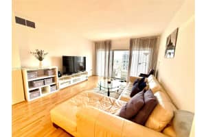1985 S Ocean Dr APT 10L, Hallandale Beach, FL 33009, - MLS#A11837032
