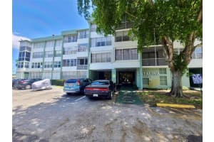 2731 Taft St 102, Hollywood