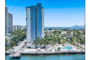 1865 79th St Cswy 12k, North Bay Village