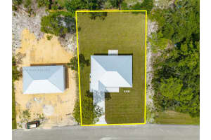 323 Garfield Ave NE, Lake Placid, FL 33852, - MLS#A11837091
