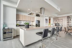 1000 Brickell Plz Ph6002, Miami