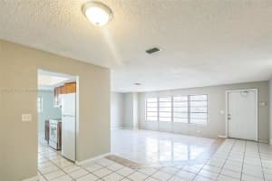 5640 NW 13th Ct, Lauderhill, FL 33313, - MLS#A11837156
