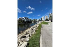 400 Kings Point Dr APT 309, Sunny Isles Beach, FL 33160, - MLS#A11837199
