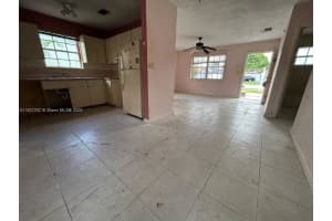 10060 SW 4th St, Miami, FL 33174, Sold 08/01/25