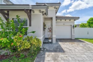 289 SE 31st Ave, Homestead, FL 33033, Sold 10/01/25