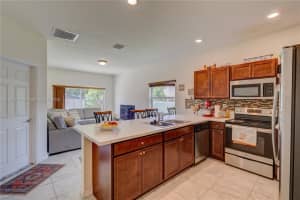 289 SE 31st Ave, Homestead, FL 33033, Sold 10/01/25