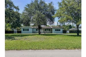 10111 SW 66th St, Miami, FL 33173, Sold 09/02/25