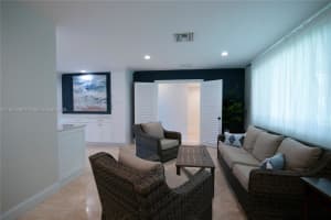 10111 SW 66th St, Miami, FL 33173, Sold 09/02/25