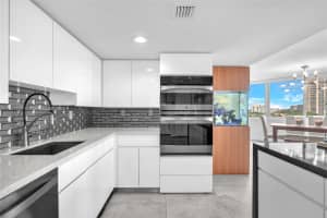 7135 Collins Ave APT 736, Miami Beach, FL 33141, - MLS#A11837272