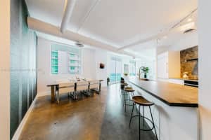 700 Ne 25th St 2003, Miami