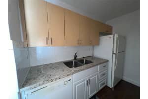 1129 Lake Victoria Dr APT J, West Palm Beach, FL 33411, - MLS#A11837305