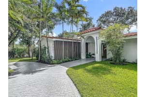 20001 Ne 21st Ave Miami, FL 33179 - MLS#A11837318