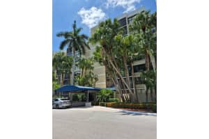 16300 Golf Club Rd APT 412, Weston, FL 33326, Sold 09/04/25