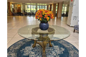 16300 Golf Club Rd APT 412, Weston, FL 33326, Sold 09/04/25