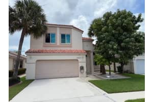 15677 Nw 12th Mnr, Pembroke Pines