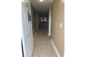 1715 Whitehall Dr 405 Davie, FL 33324 - MLS#A11837384