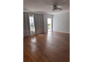 1065 97th St APT 1A, Bay Harbor Islands, FL 33154, - MLS#A11837396