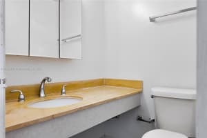 1980 S Ocean Dr APT 17L, Hallandale Beach, FL 33009, - MLS#A11837401