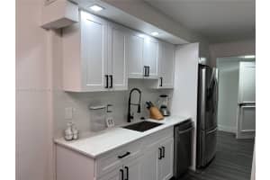 9850 Hammocks Blvd 107 Miami, FL 33196 - MLS#A11837405