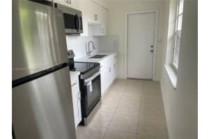 320 E 58th St Hialeah, FL 33013 - MLS#A11837408