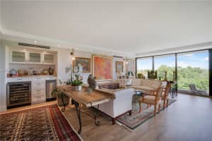 700 Coral Wy APT 4, Coral Gables, FL 33134, - MLS#A11837417
