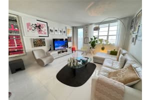100 Lincoln Rd #1022, Miami Beach, FL 33139, Sold 07/21/25
