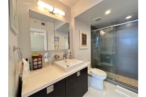 100 Lincoln Rd #1022, Miami Beach, FL 33139, Sold 07/21/25