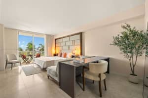 50 Biscayne Blvd 411, Miami