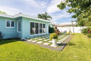 121 Se 7th St, Pompano Beach
