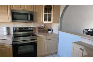 6800 W 16th Dr APT 302, Hialeah, FL 33014, - MLS#A11837542