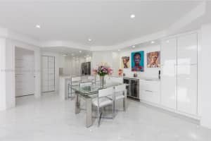 701 Brickell Key Blvd APT 2011, Miami, FL 33131, Sold 09/25/25
