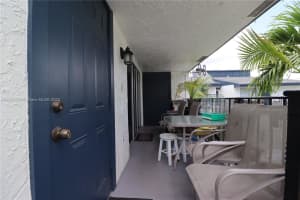 15434 SW 85th Ln, Miami, FL 33193, Sold 11/06/25